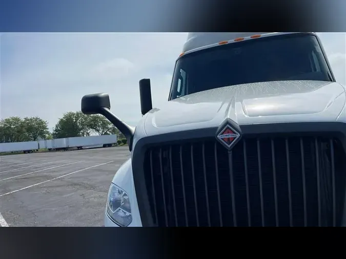 2022 INTERNATIONAL LT625