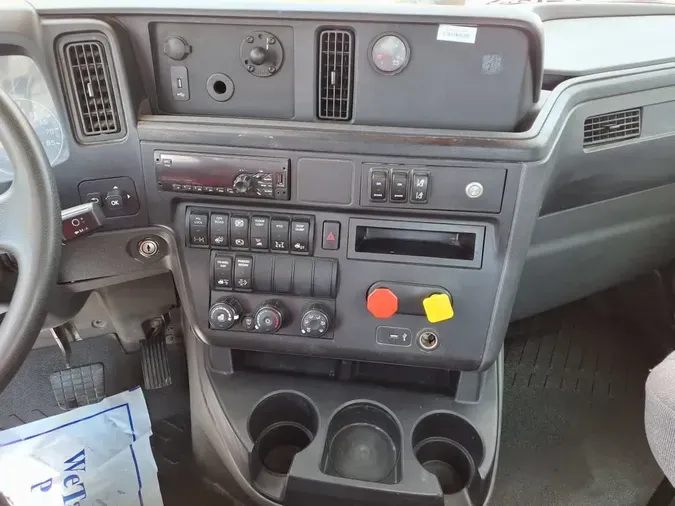 2020 NAVISTAR INTERNATIONAL LT625 DAYCAB T/A
