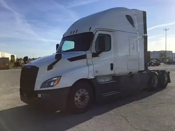 2020 Freightliner Cascadia