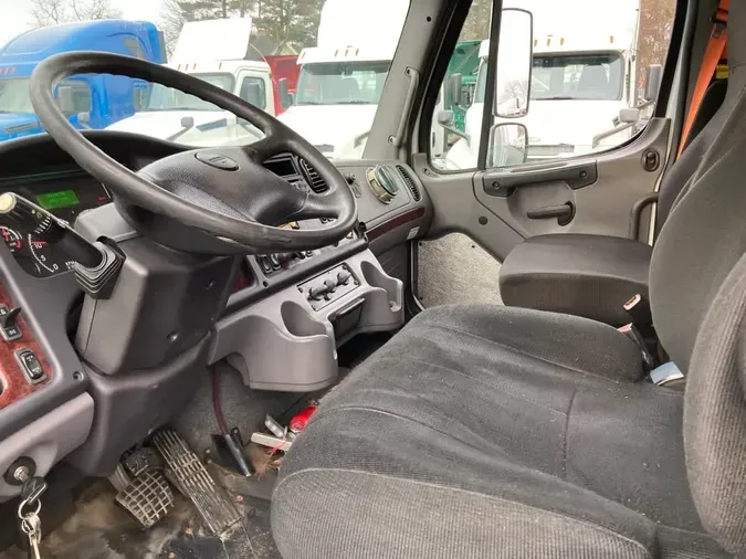 2014 FREIGHTLINER/MERCEDES M2 1066497542fd01d9525ad7bef95e0f5ae70
