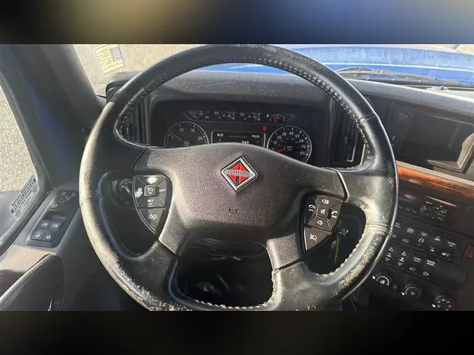 2020 INTERNATIONAL LT