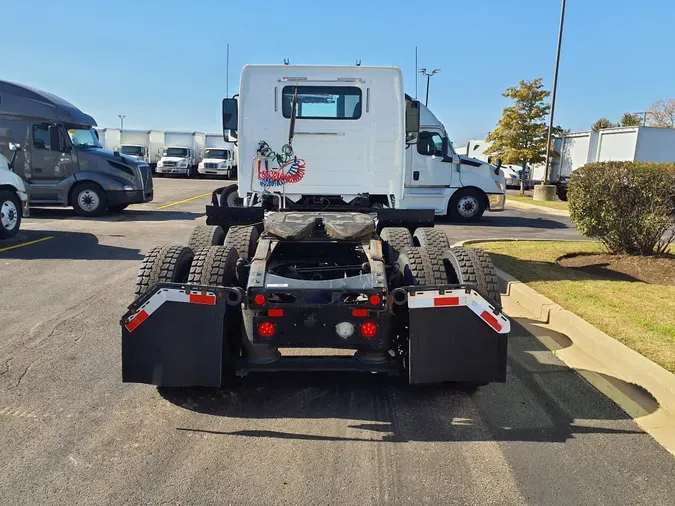 2018 VOLVO VNL64TRACTOR