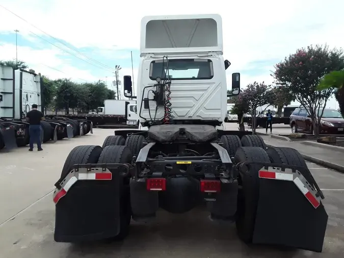 2019 NAVISTAR INTERNATIONAL LT625 DAYCAB T/A