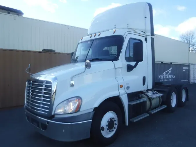 2017 FREIGHTLINER/MERCEDES CASCADIA 125649e0bc88f28a900292c08489daa8779