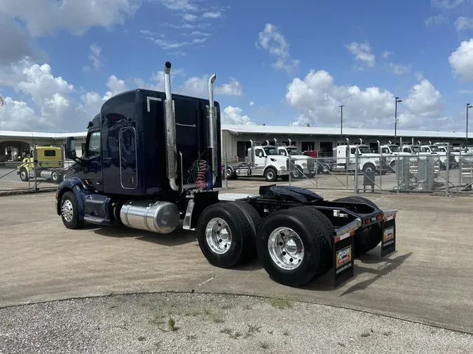 2021 Peterbilt 579