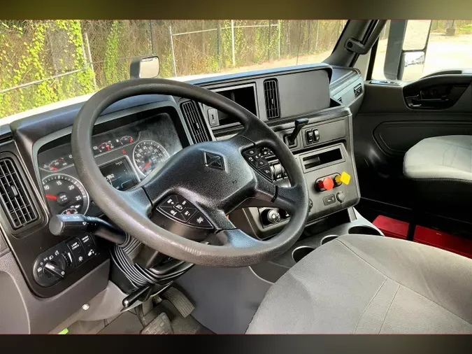 2019 INT LT625 6x4