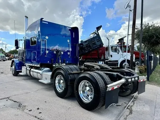 2022 Peterbilt 38964a277e9853f75276f0a20aaad29207f
