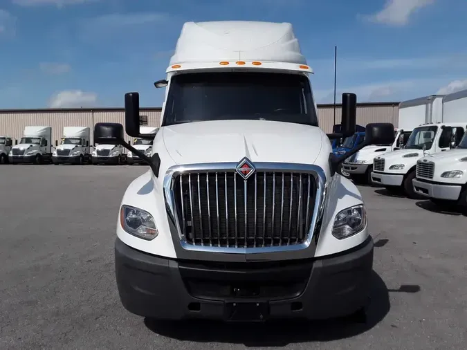 2020 NAVISTAR INTERNATIONAL LT625 SLPR CAB
