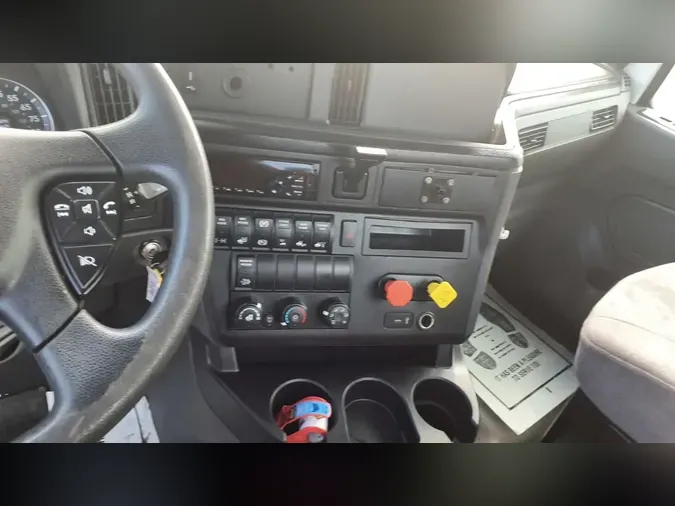 2020 NAVISTAR INTERNATIONAL LT625 DAYCAB T/A