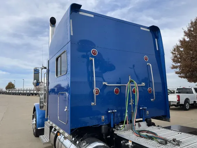 2023 Peterbilt 38964aa6dd9be0f01fcaa9ee61ce265bfa0