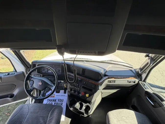 2022 International LT625