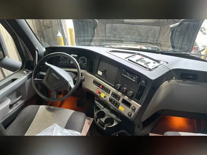 2021 Freightliner Cascadia