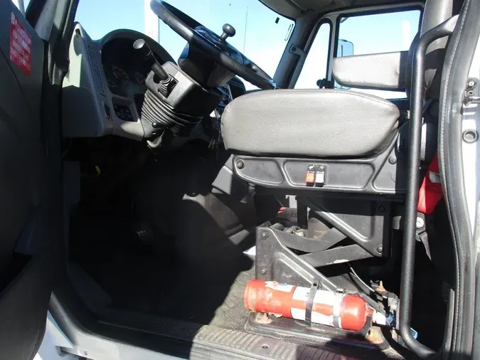 2016 INTERNATIONAL 4300