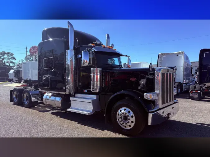 2022 Peterbilt 389