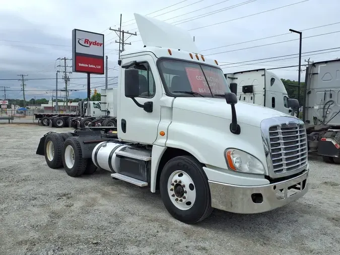 2017 FREIGHTLINER CASCADIA 125