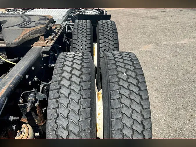 2019 INT LT625 6x4