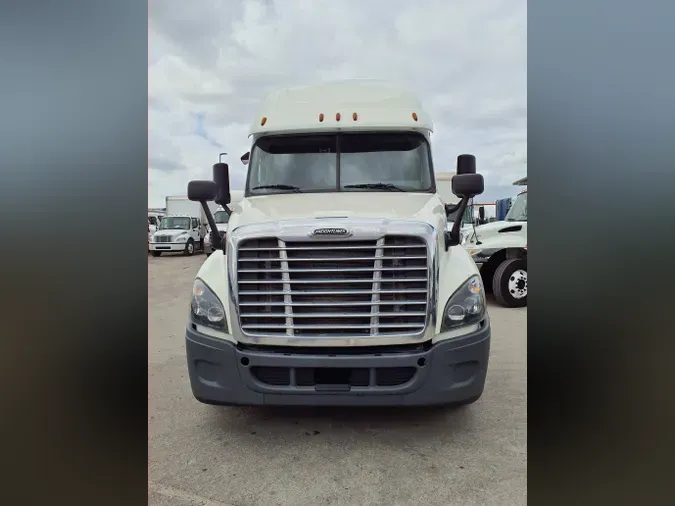 2018 FREIGHTLINER/MERCEDES CASCADIA