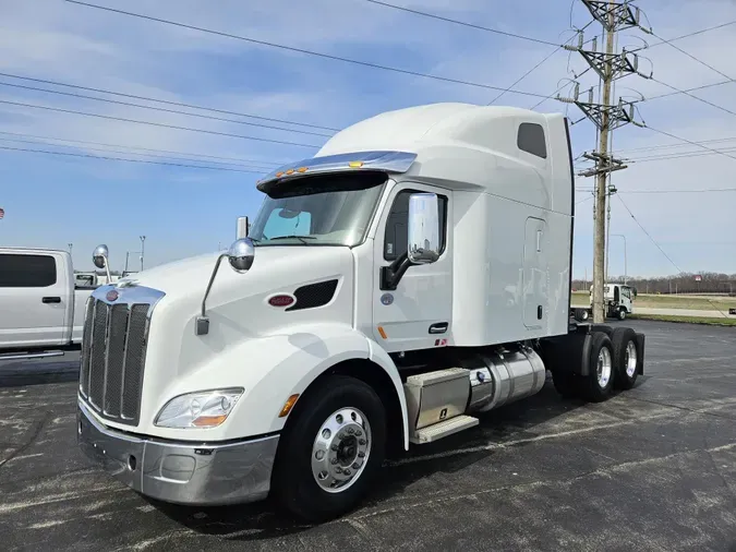 2022 Peterbilt 579