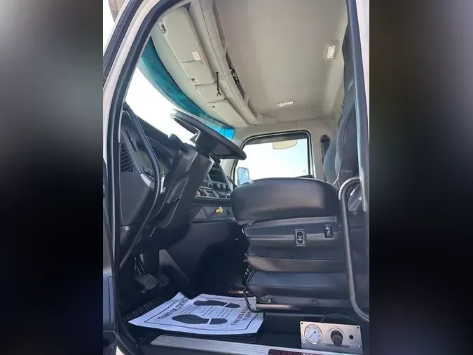 2023 Kenworth T88064bc02968e77826a1c3afc0dd826b235