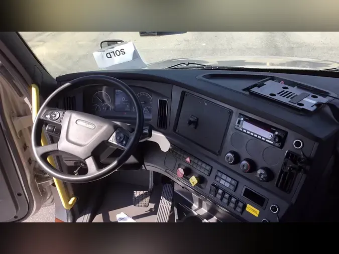 2023 Freightliner Cascadia 126