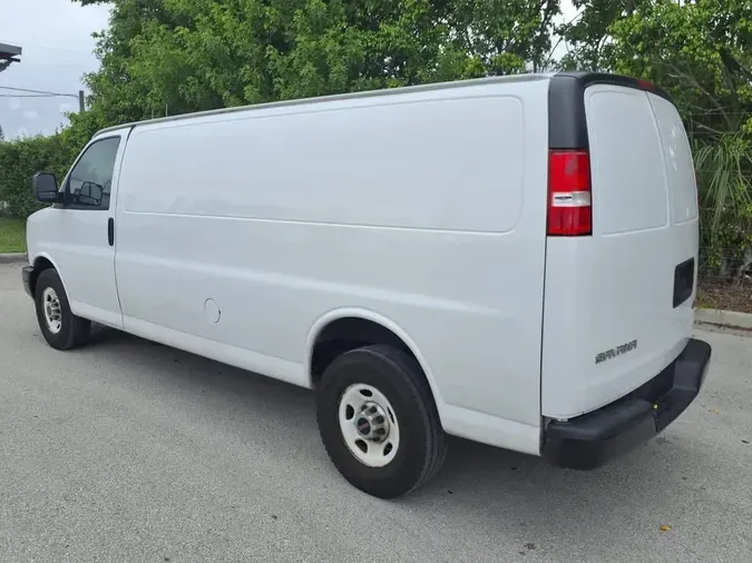 2021 GENERAL MOTORS CORP. G3500