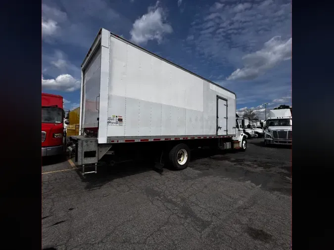 2019 FREIGHTLINER M2 106