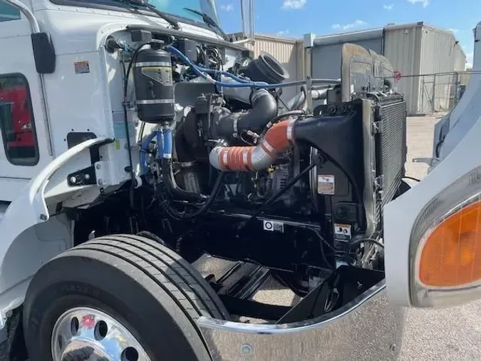 2020 Peterbilt 337