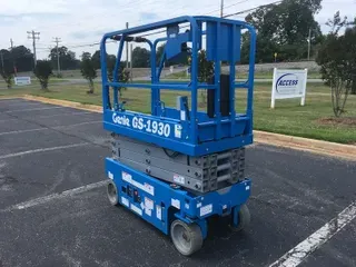 2018 Genie GS1930