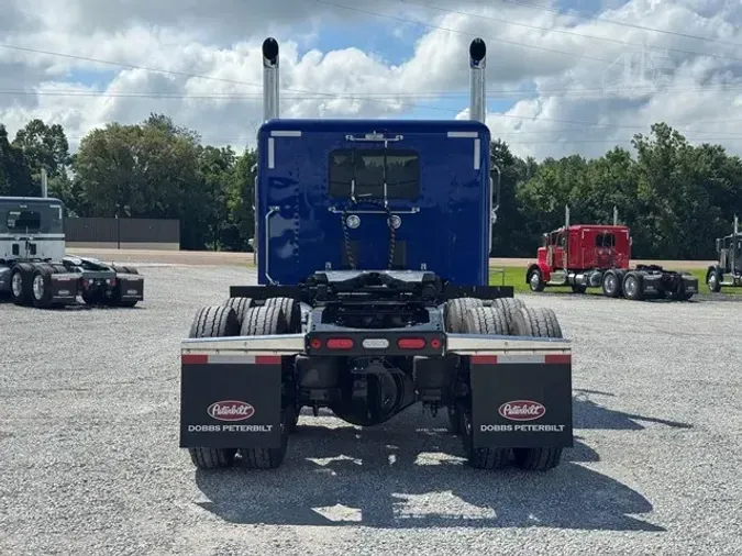 2027 PETERBILT 589