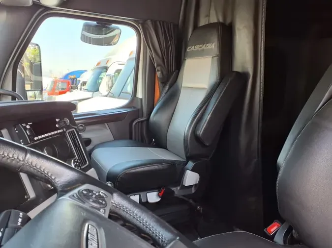 2022 FREIGHTLINER/MERCEDES NEW CASCADIA PX12664
