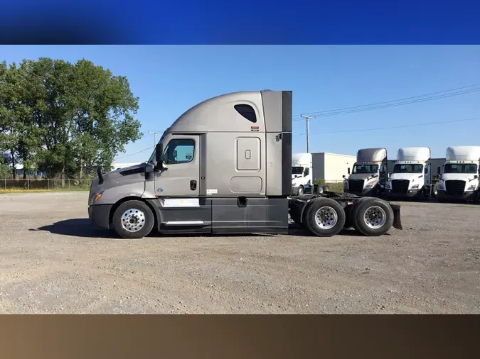 2023 Freightliner Cascadia 12664ccd3b1af5a8411b7942f19f720914c
