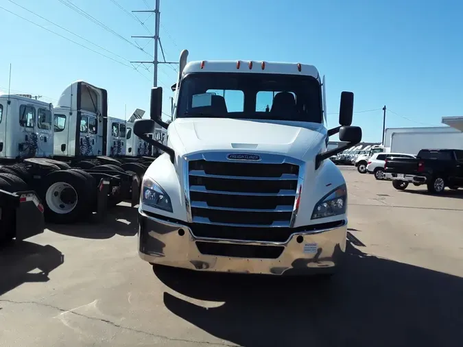 2021 FREIGHTLINER/MERCEDES NEW CASCADIA PX1266464d33b265279706e13ec3ba1d155be03