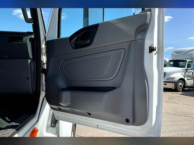 2019 INT LT625 6x4
