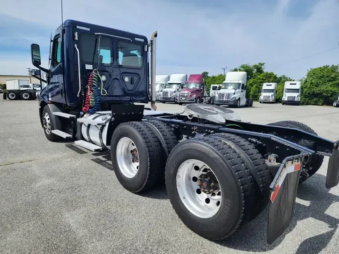 2021 FREIGHTLINER CASCADIA PX11664ST