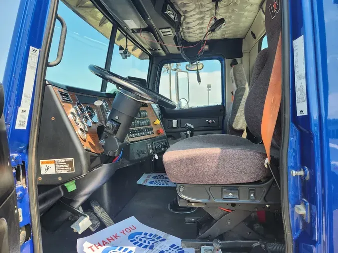 2020 WESTERN STAR 4900