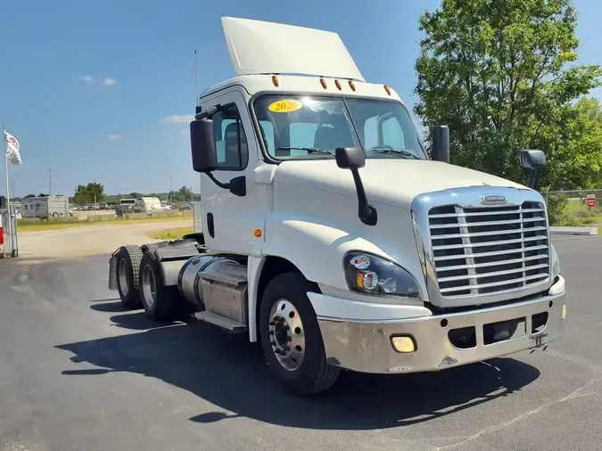 2020 FREIGHTLINER/MERCEDES CASCADIA 12564df2bf9dba74d222c1c41603be7067f