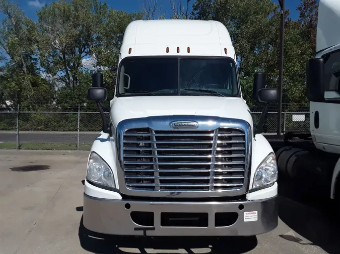 2020 FREIGHTLINER/MERCEDES CASCADIA 125