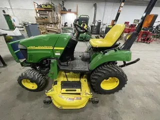 2008 John Deere 2305
