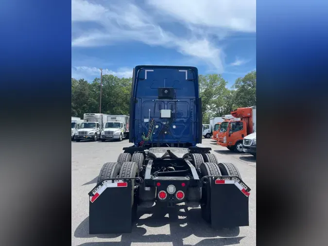 2019 FREIGHTLINER NEW CASCADIA PX12664