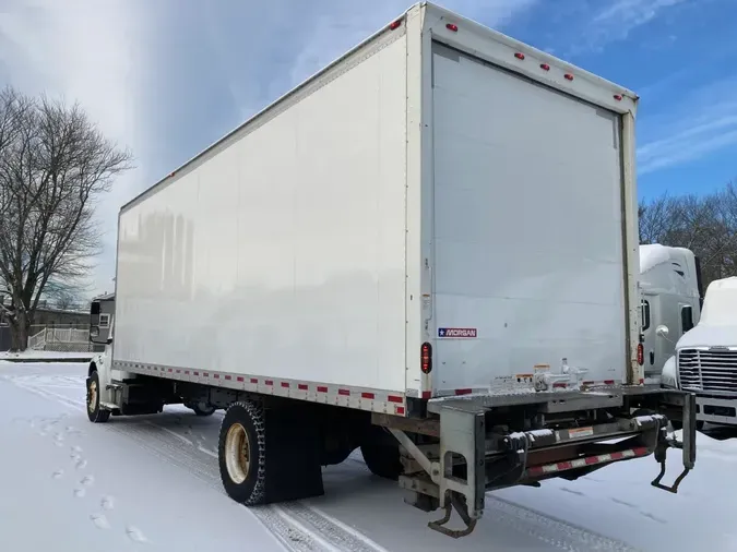 2019 FREIGHTLINER/MERCEDES M2 106