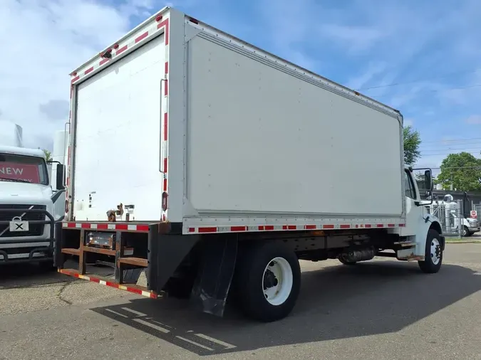 2019 FREIGHTLINER M2 106