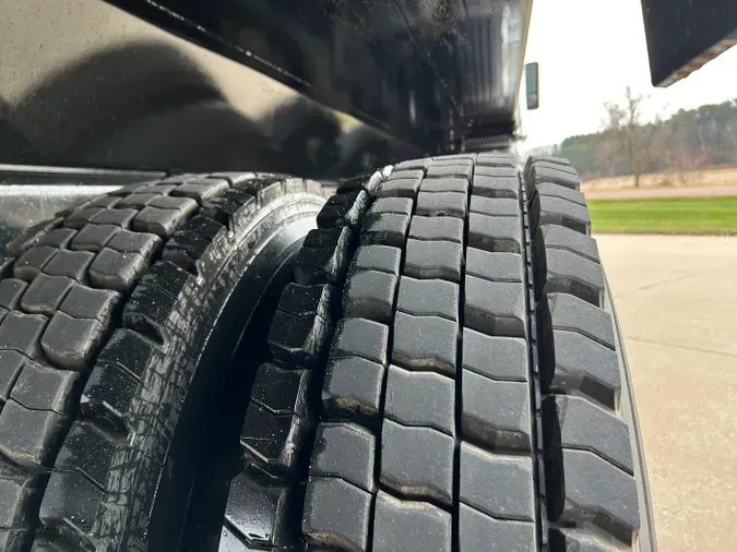 2026 Kenworth T88064f0011f4aaa9ef2bea474ee3730061c