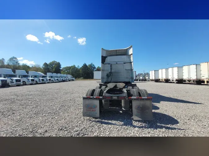 2019 Volvo VNL 740