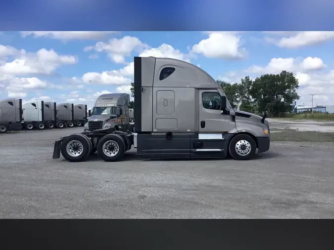 2024 Freightliner Cascadia 126