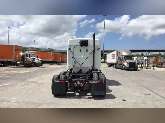 2022 Freightliner Cascadia 12664f615d71a7a16e919185f9afab37f95