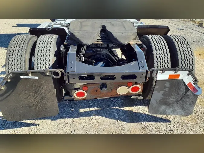 2016 VOLVO VNL42TRACTOR