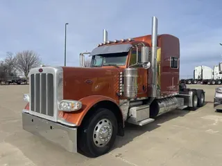 2023 Peterbilt 389