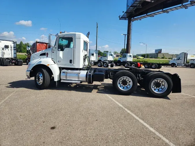 2018 KENWORTH T370