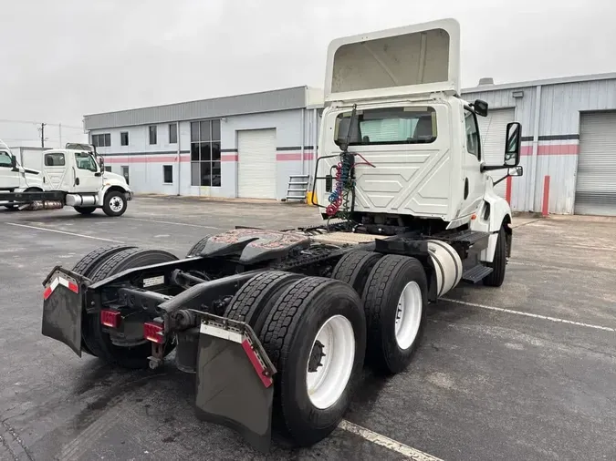 2019 NAVISTAR INTERNATIONAL LT625 DAYCAB T/A