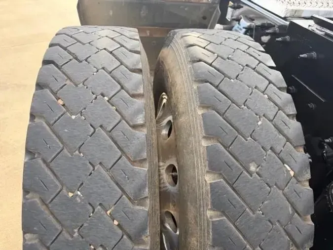 2020 Peterbilt 389650049e72a396be44255077cb8b7b40e